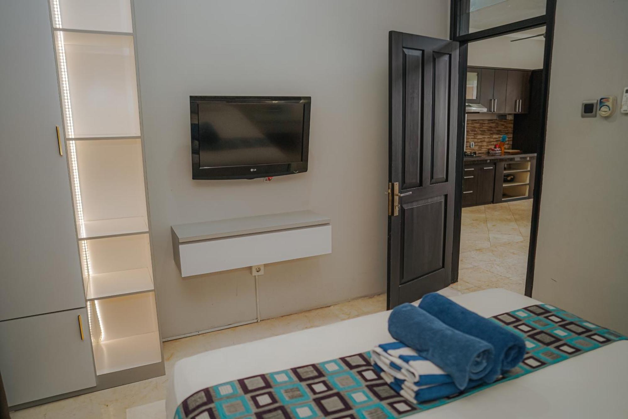 4 Bedroom Villa Kuta Regency B10 외부 사진
